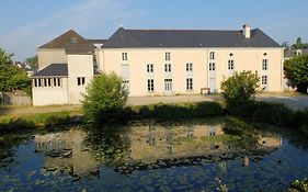 Gite Des Grands Moulins De Bauge